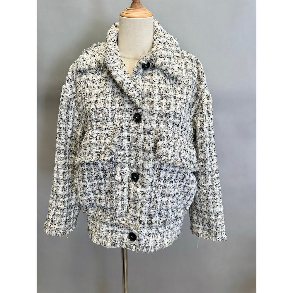 H&M Parisian Tweed Boucleβ Bomber Jacket Size XS Oversize white black tan